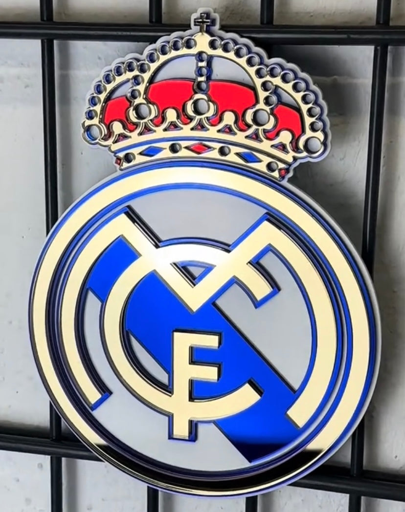 Premium Crests