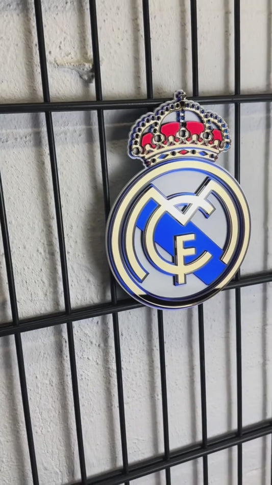 Premium Crests